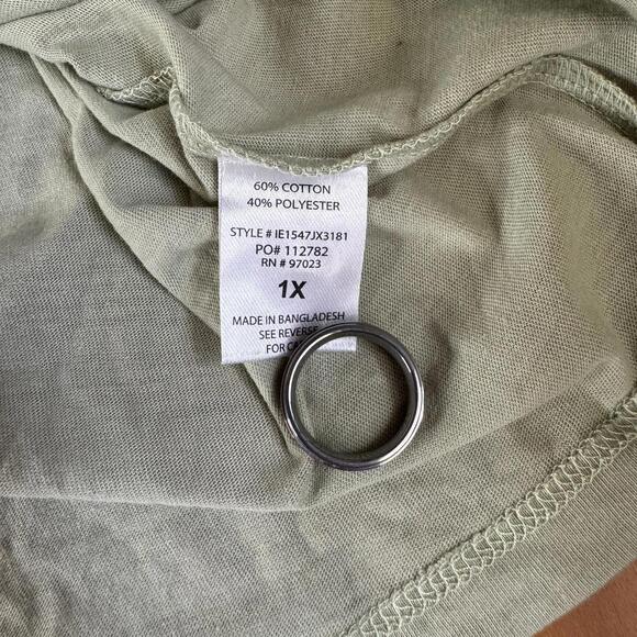 Rebellious One Distressed Cactus Graphic Light Green Tee 0 NWT - Picture 3 of 5